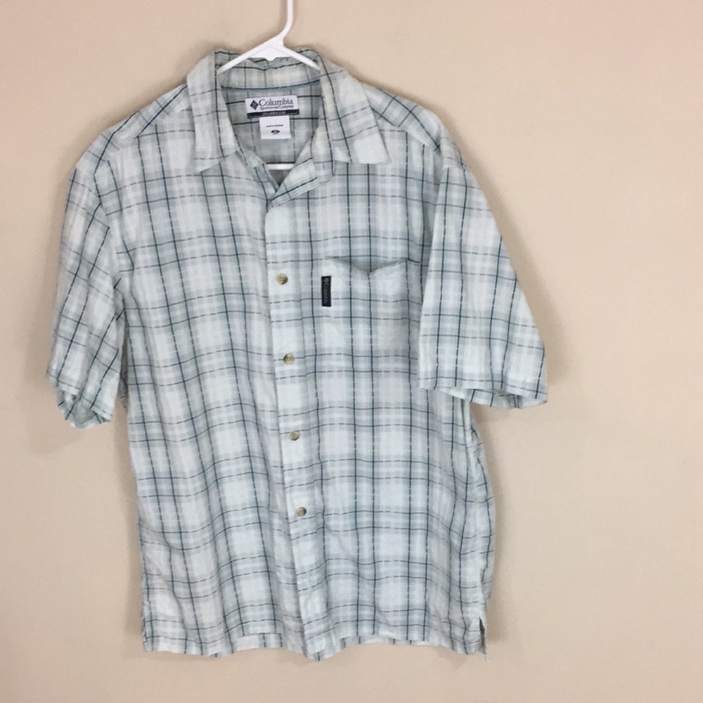 Columbia Short Sleeve 100% Cotton Plaid Lightweight Shirt Size Medium